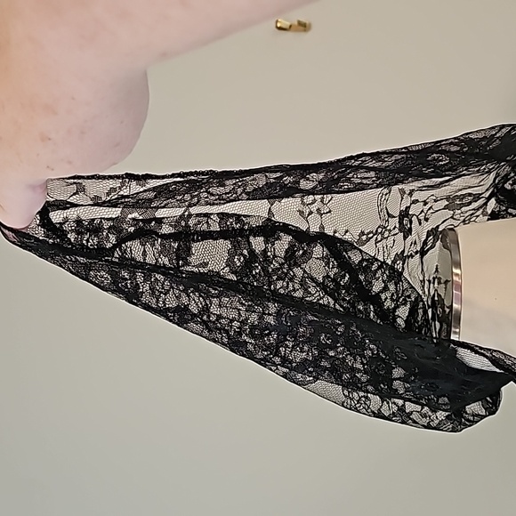 Planet Spirit Black Lace Hooded Cape NWOT Halloween Witch Day of the Dead 56" - Picture 8 of 14